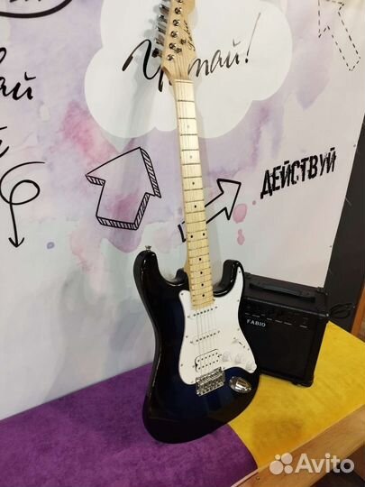 Электро гитара с комбиком и комплектом 4 в 1