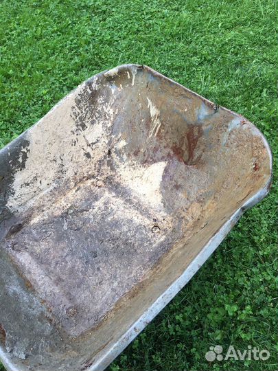 Садовая тачка