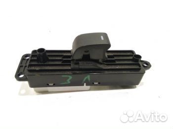 Кнопка стеклоподъемника