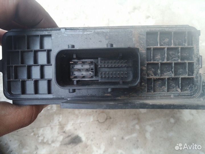 Блок управления Audi A8 D3