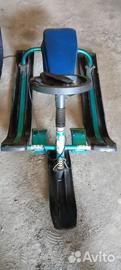 Снегокат с ручкой