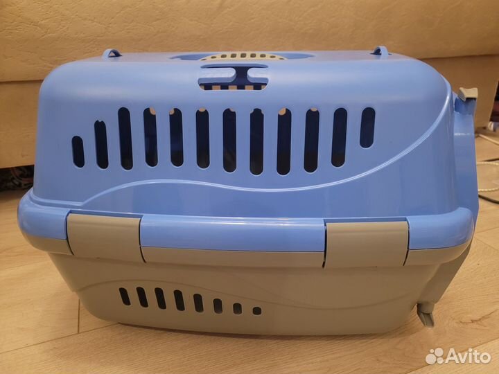 Переноска для кошек пластиковая