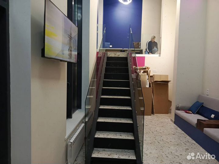 Перила для лестниц из стекла