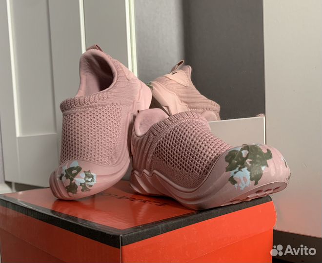 Новые слипоны для девочки 27 р. 31 р