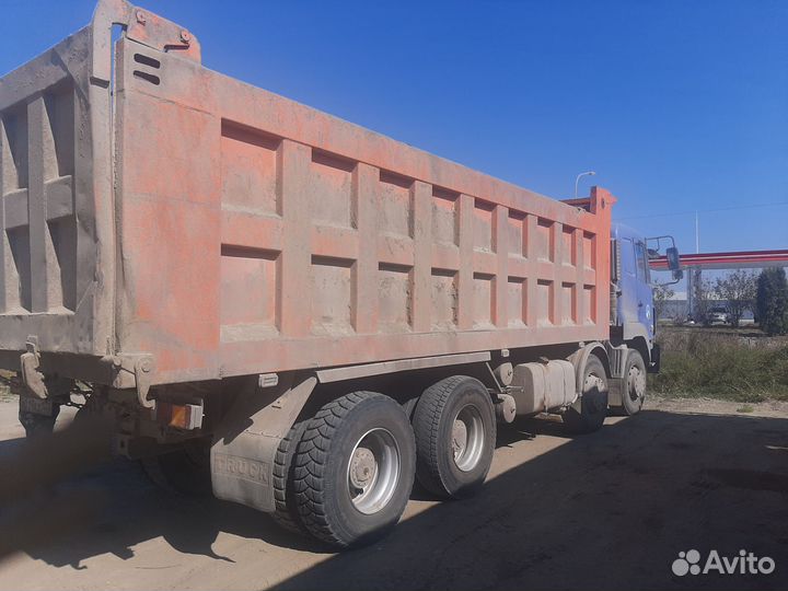 CAMC HN3310P38C3M, 2011