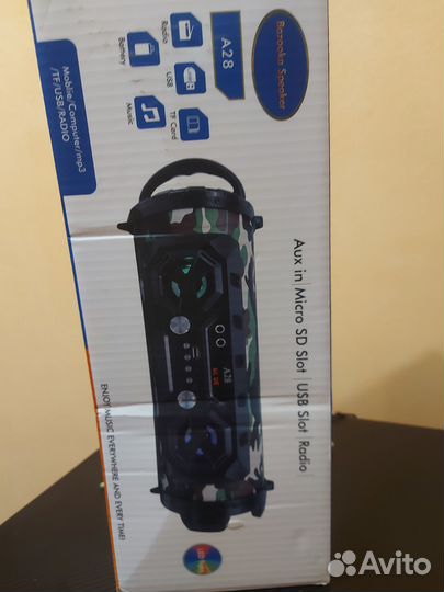 Музыкальная колонка с блютузом