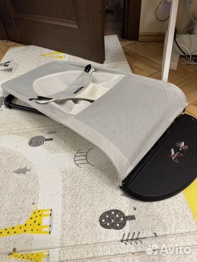 Шезлонг детский babybjorn