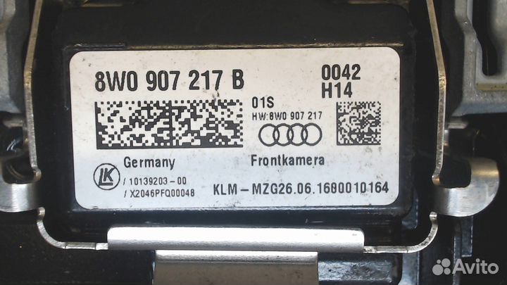 Камера переднего вида Audi A4 (B9), 2016