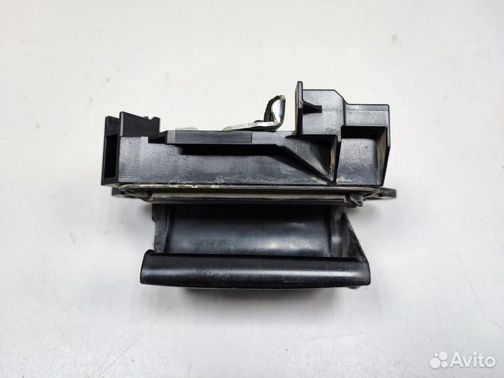 Ручка крышки багажника toyota land cruiser prado