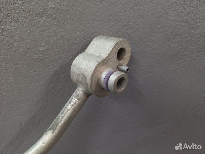 Трубка кондиционера Volkswagen Tiguan 2.0 2012