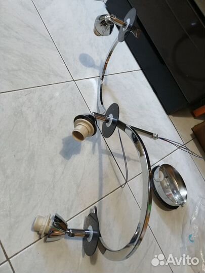 Люстра потолочная новая