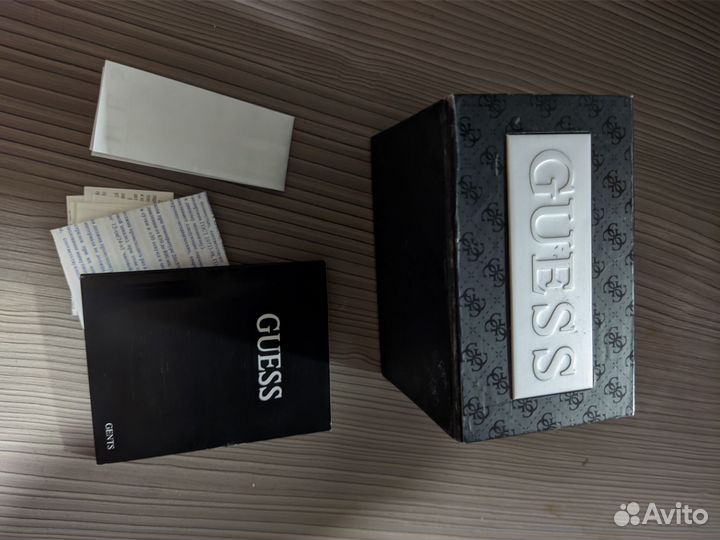 Guess коробка от часов с документами