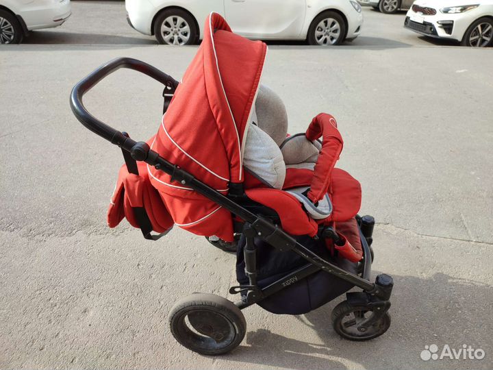 Коляска Tutis zippy 2 в 1 Pia