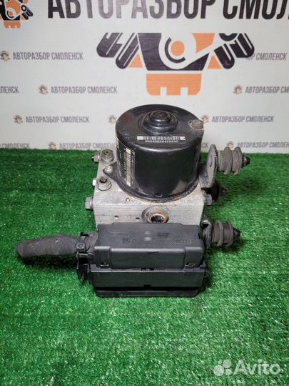 Блок ABS (насос) Volkswagen Touran I (2003—2006)