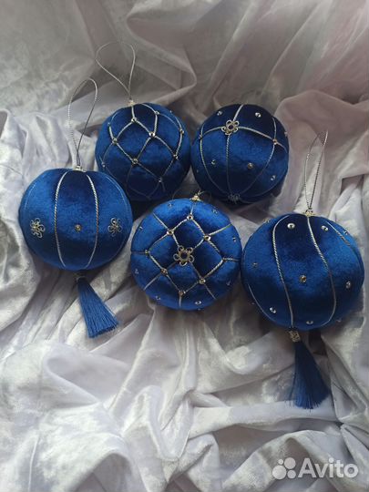 Елочные шары