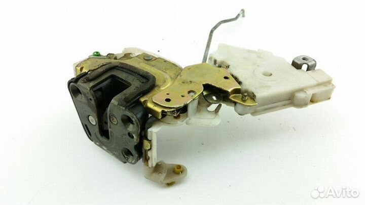 Замок двери передний левый Nissan Pulsar SN15 CD20