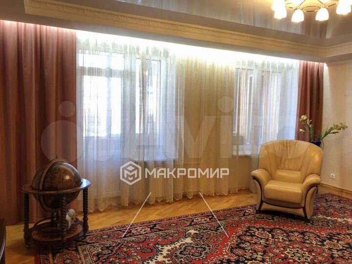 3-к. квартира, 129,4 м², 4/6 эт.