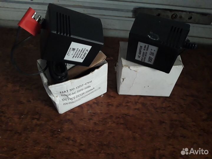 Зарядное устройство, адаптеры, блоки питания