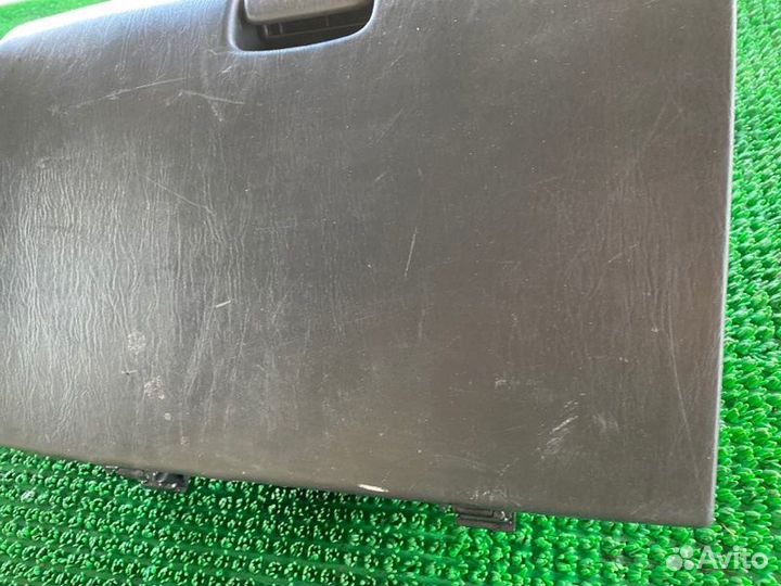 Бардачок Toyota Tundra, Sequoia