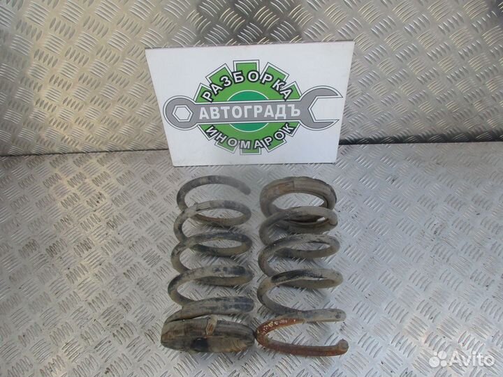 Пружина задняя Форд Эскейп 2 2008г