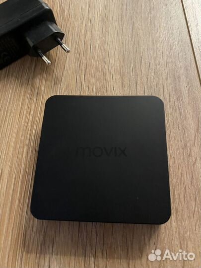 TV приставка Movix Pro