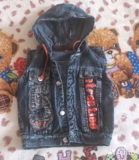 Детская джинсовая жилетка