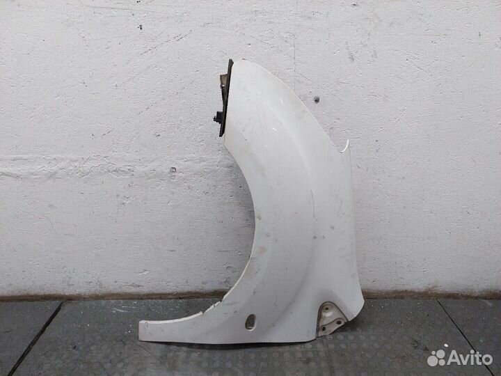 Крыло Peugeot Partner, 2011