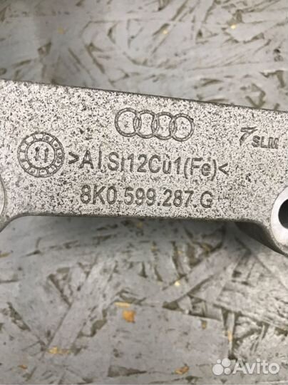 Кронштейн редуктора задний Audi A6 С7 chva 2011