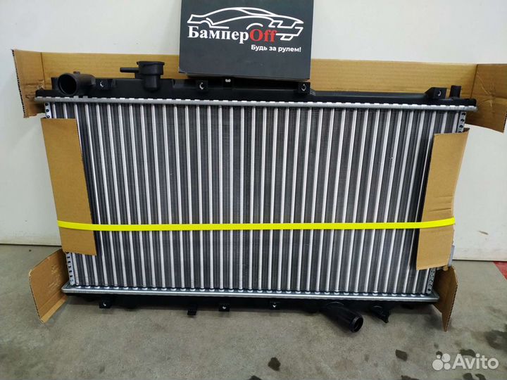 Радиатор основной охлаждения Kia Spectra механика