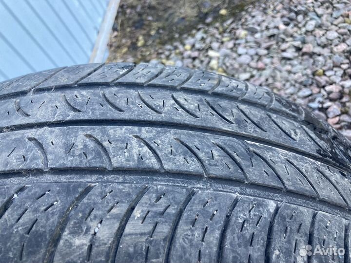 Cooper CS4 Touring 235/65 R17 104