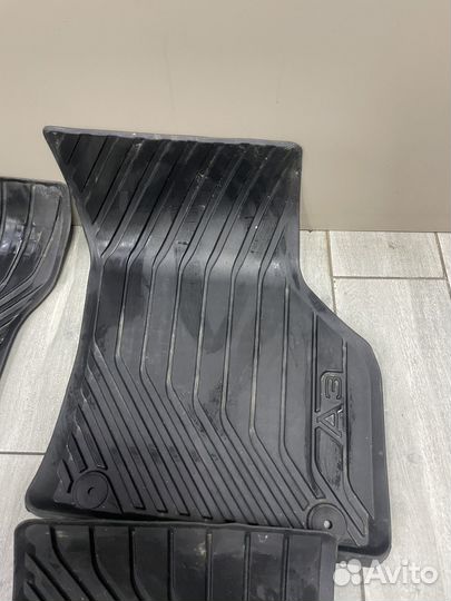 Коврики комплект оригинал Audi A3 8V