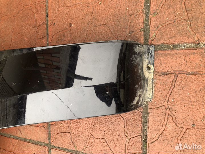 Продам передние крылья амарок рестайлинг