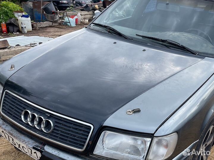 Капот Ауди 100 с4