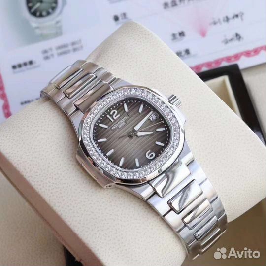 Patek Philippe Nautilus lady