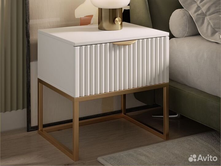 Тумба прикроватная белая с ящиком