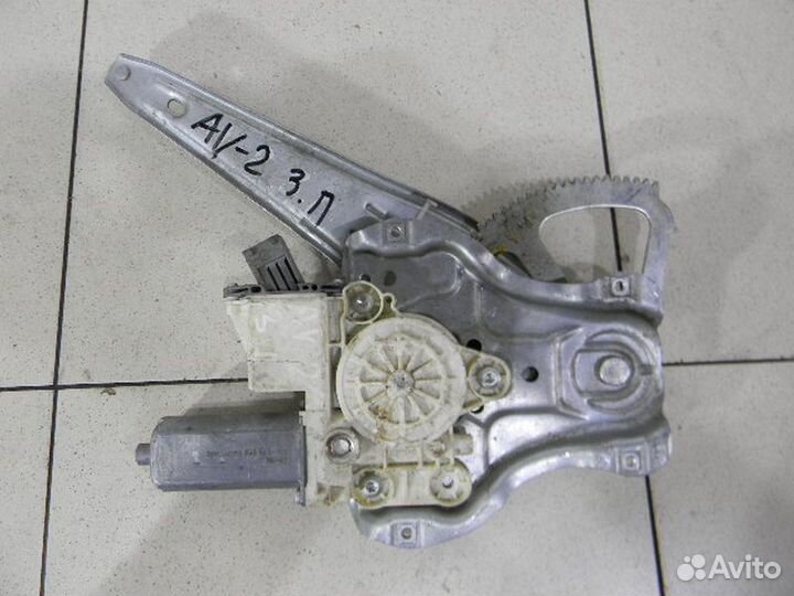 Стеклоподъемник электрический задний правый