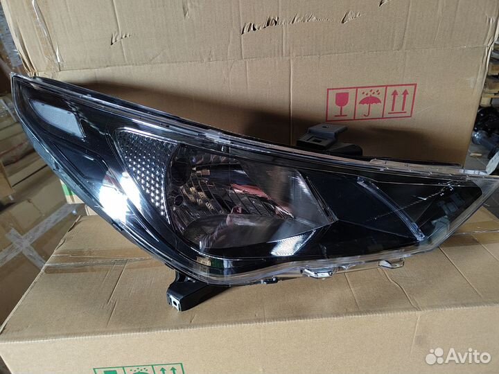 Блок-фара Хендай Solaris 20-н.в. лев/пр