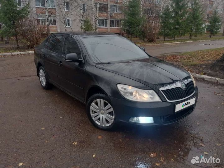 Skoda Octavia 1.6 AT, 2011, 180 000 км