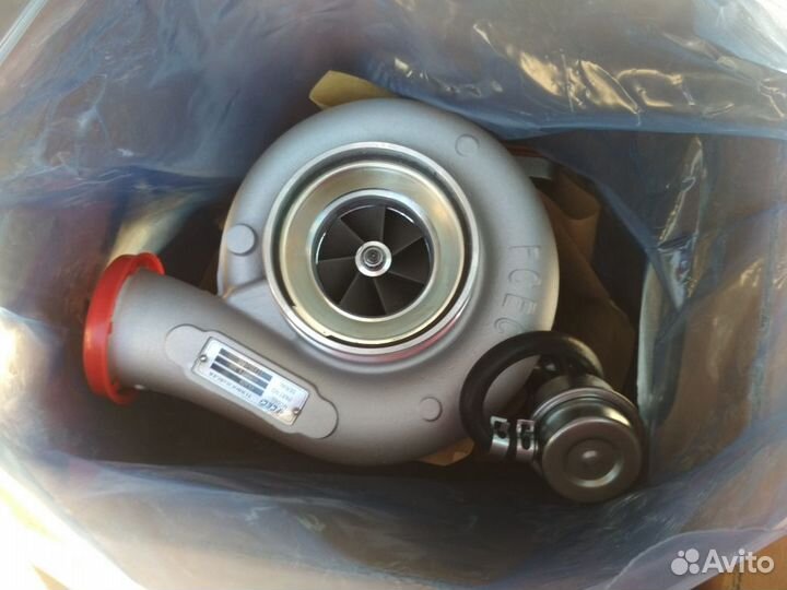 Турбокомпрессор Hyundai R260LC-9S