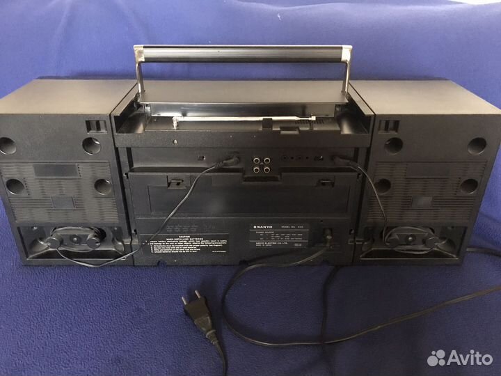 2-х кассетная магнитола Sanyo