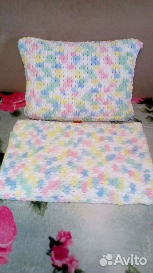 Подушка, плед (новые)