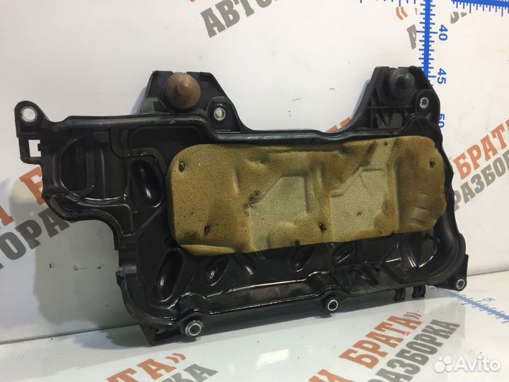 Рено Лагуна Декоративная крышка двигателя