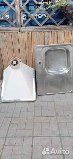 Мойка для кухни и вытяжка