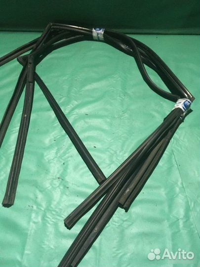 Уплотнительные резинки Kia Shuma