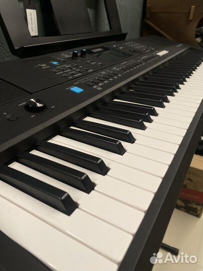 Yamaha PSR-EW425 Синтезатор