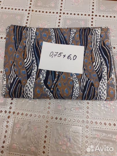 Отрезы ткани в ассортименте