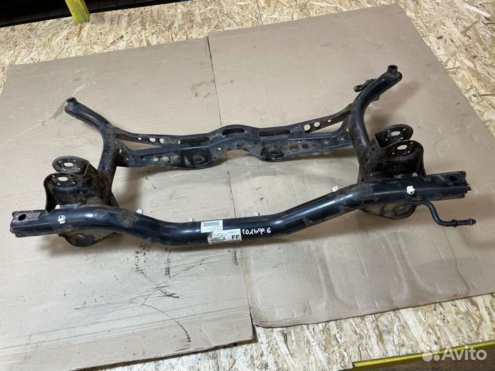 Балка задней подвески подрамник Фольцваген Гольф 6