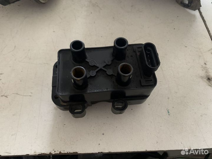 Катушка зажигания Renault Logan