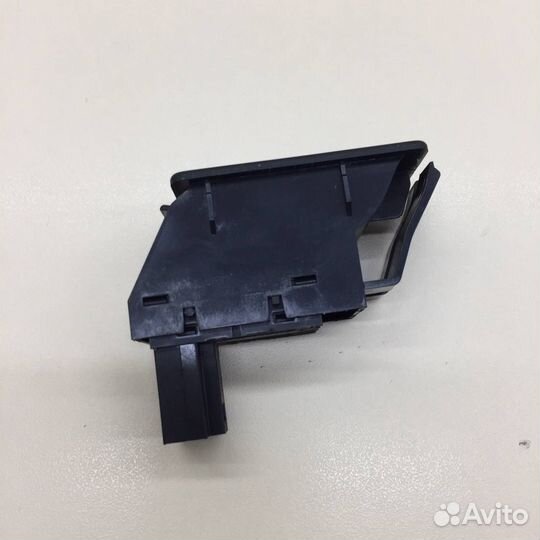 Кнопка открывания багажника Volkswagen Jetta A6 2010-2019