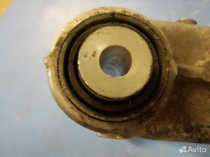 Рычаг задний H образный левый BMW 5-серия E60/E61